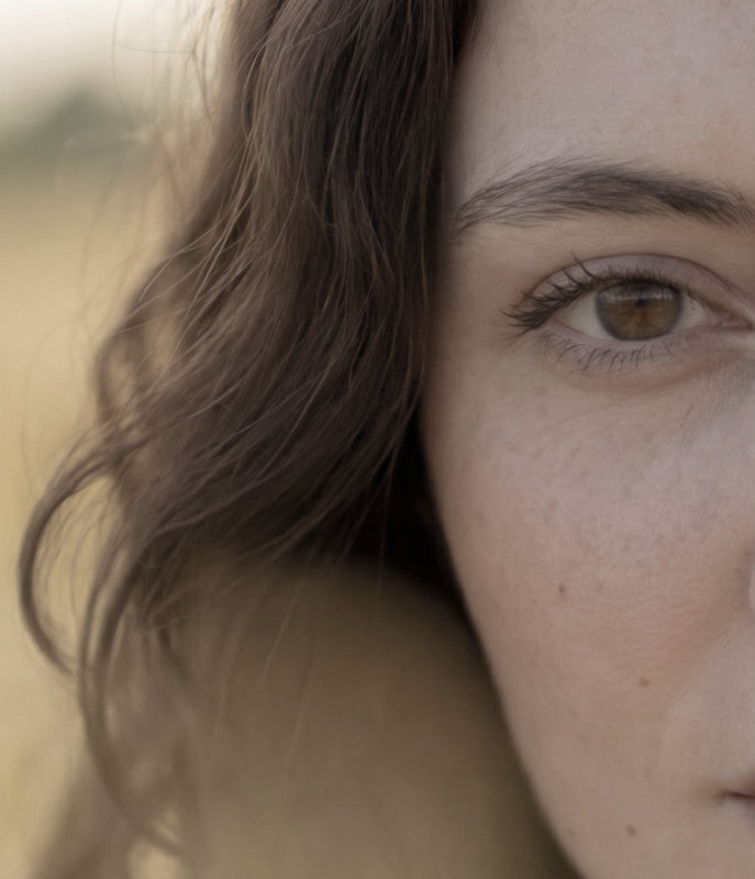 Arlen Grey - atmospheric musician and writer in dark aesthetic